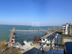 Siófok 公寓房（砖头）