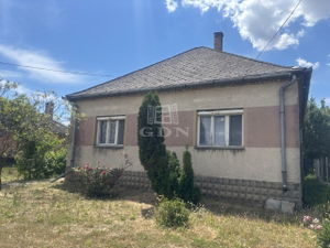 Eladó családi ház Bőny, 68m2