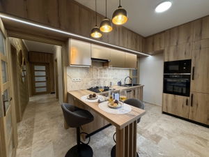 Eladó lakás (téglaépítésű) Bábolna, 78m2
