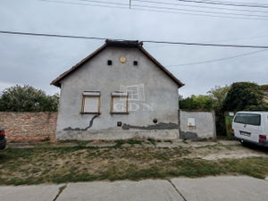 Eladó családi ház Nagybaracska, 120m2