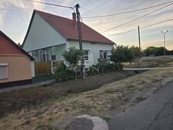 Nagybaracska Családi ház