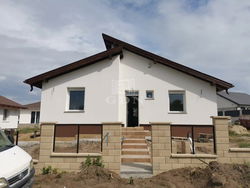 Vácrátót Családi ház