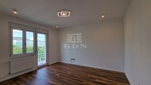 Eladó lakás (téglaépítésű) Budapest III. kerület, 52m2