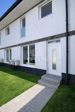 Eladó lakás (téglaépítésű) Szeged, 75m2