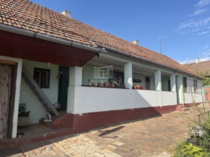 Eladó családi ház Szeged, 140m2