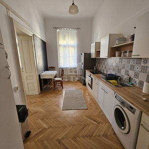 Eladó lakás (téglaépítésű) Szeged, 68m2