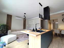 Kistarcsa Semidetached house