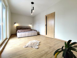 Kistarcsa Semidetached house
