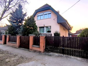 Eladó családi ház Budapest XVIII. kerület, 230m2