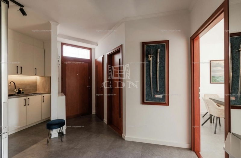 Eladó Budapest XII. kerület Lakás