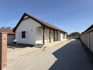 Eladó családi ház Ráckeve, 102m2