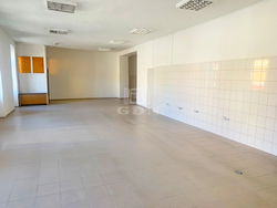 Sátoraljaújhely Üzlethelyiség