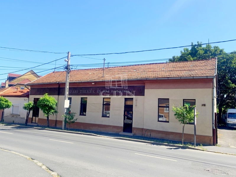 Eladó Sátoraljaújhely Üzlethelyiség