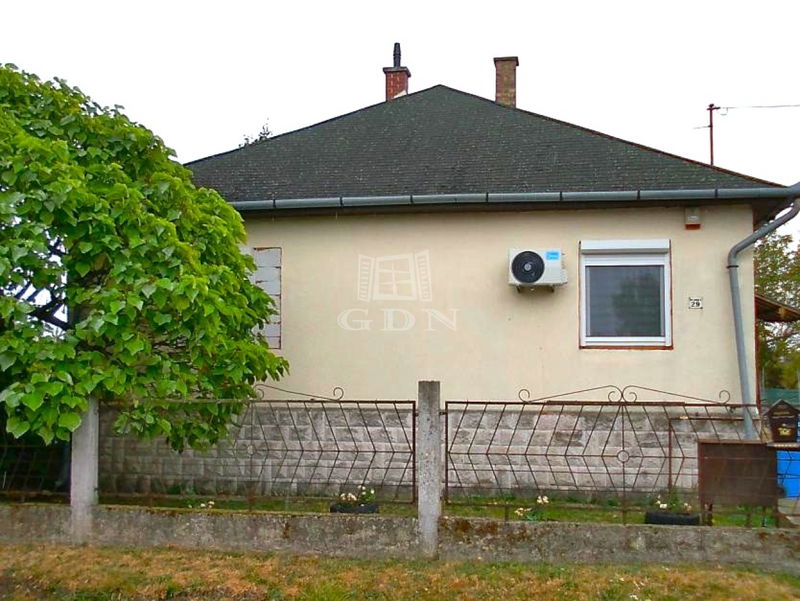 Eladó Hejőszalonta Családi ház