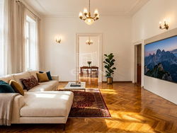 Budapest V. kerület Flat (brick)
