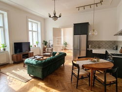 Budapest V. kerület Flat (brick)