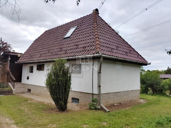 Vácrátót Családi ház - 46.000.000 Ft