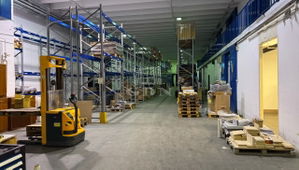 Vânzare depozit Törökbálint, 1700m2