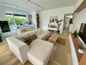 Продается квартира (кирпичная) Érd, 64m2