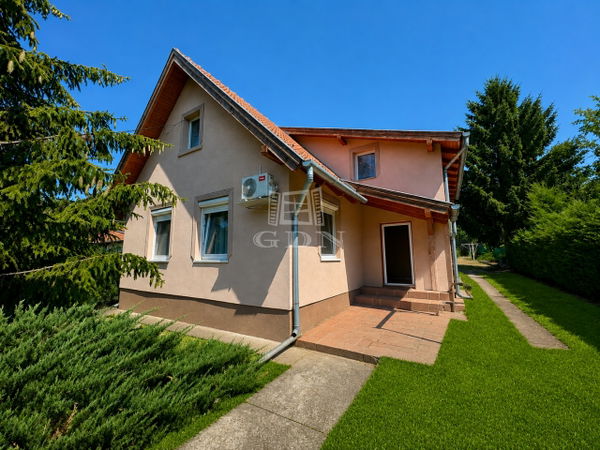 Erdőkertes Családi ház - 79.900.000 Ft