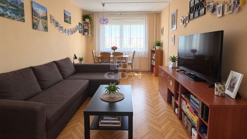 出卖 Budapest XI. kerület 公寓房（非砖头）