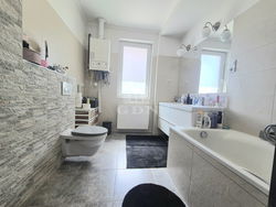 Kistarcsa Semidetached house