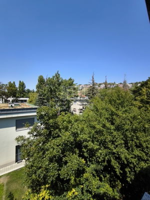 Eladó családi ház Budapest II. kerület, 555m2