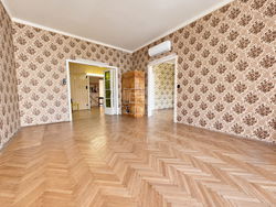 Budapest XIII. kerület 公寓房（砖头）