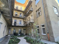 Budapest XIV. kerület 公寓房（砖头）