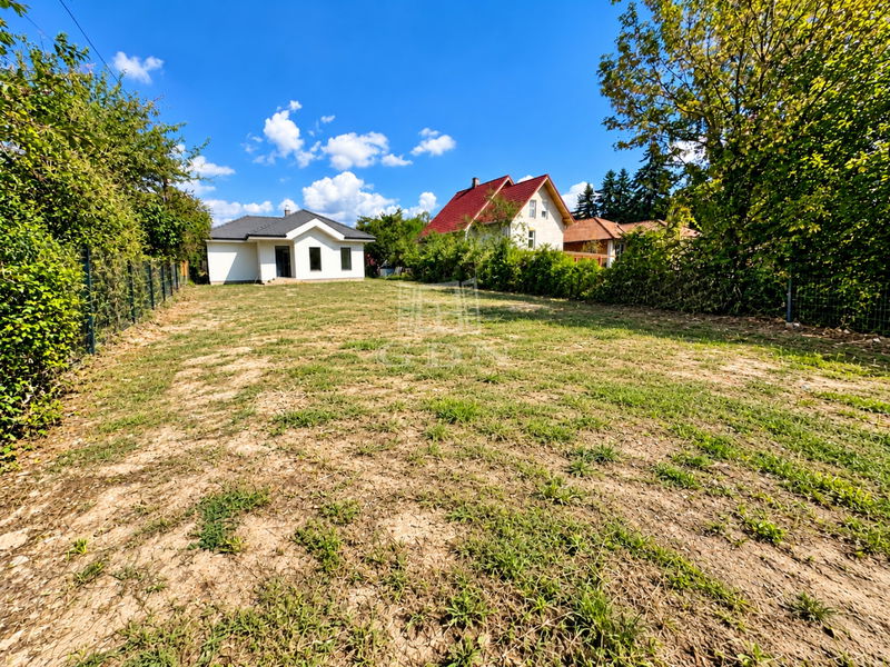 Eladó Göd Családi ház