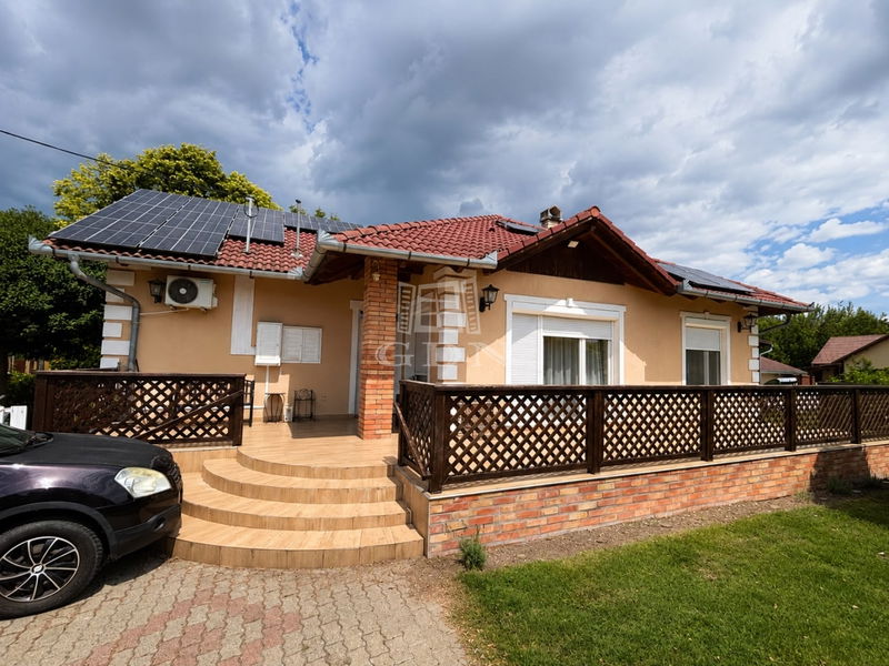 Eladó Siófok Családi ház