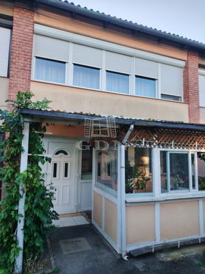 Eladó sorház Körmend, 130m2