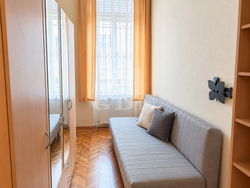Budapest XIV. kerület 公寓房（砖头）