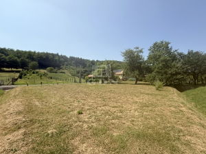 Eladó telek Böde, 758m2