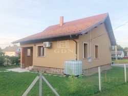 Csörötnek Családi ház