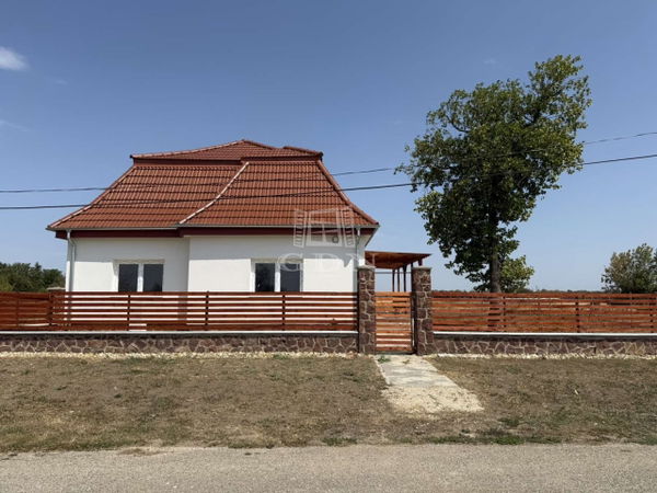 Páli Családi ház - 66.151.540 Ft