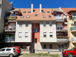 Budapest XIII. kerület 公寓房（砖头）