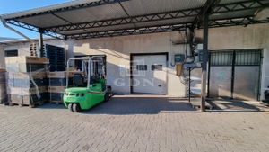 Сдается в аренду склад Székesfehérvár, 130m2