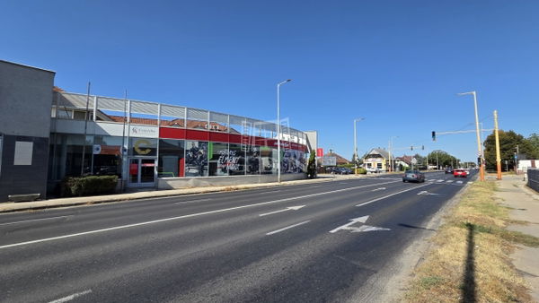 Székesfehérvár Gewerbe - Geschäftsräume - 920.000 HUF