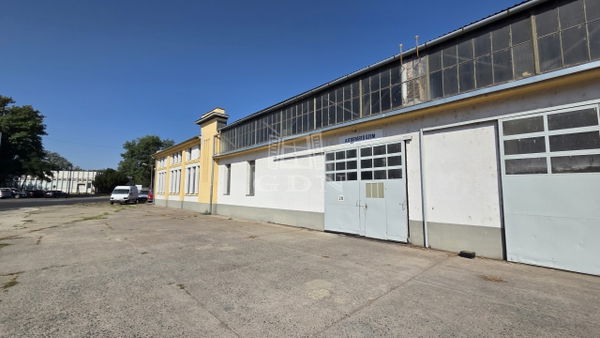 Székesfehérvár Raktár - 1.355.200 Ft