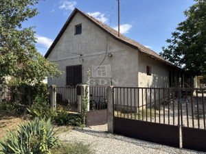 Eladó családi ház Kisláng, 95m2