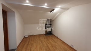 Kiadó üzlethelyiség Székesfehérvár, 68m2