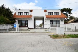 Kiadó iroda Székesfehérvár, 120m2