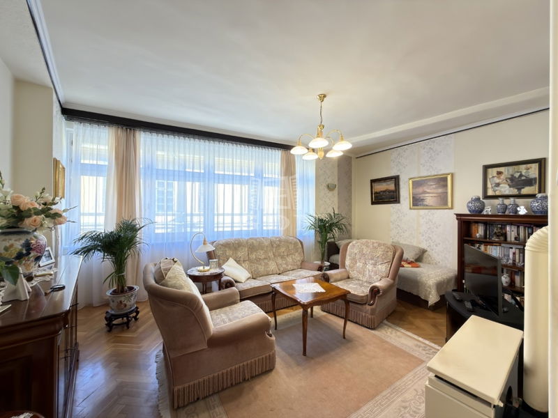 Продается Székesfehérvár Квартира (кирпичная)