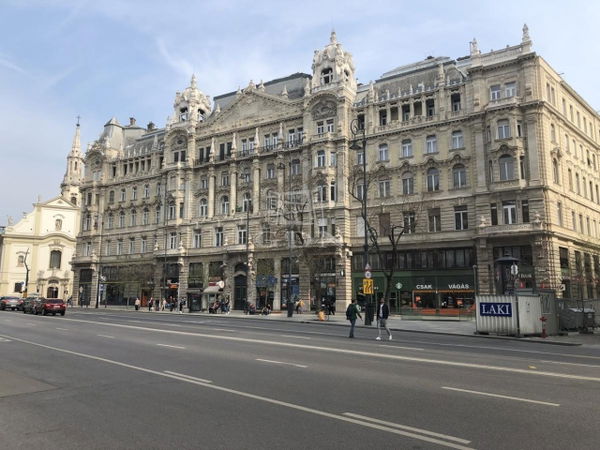 Budapest, V. kerület Lakás - 169.000.000 Ft