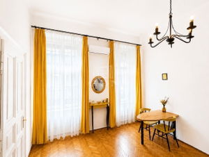 Eladó lakás (téglaépítésű) Budapest VII. kerület, 29m2