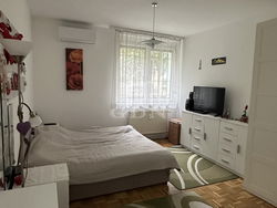 Budapest XIV. kerület Lakás (csúsztatott zsalu)
