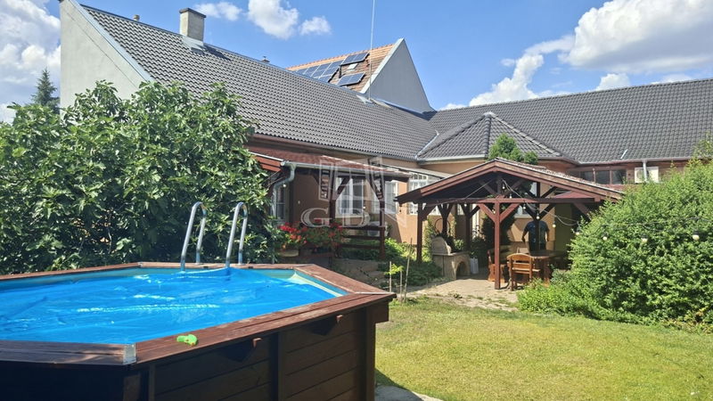Eladó Budapest XVIII. kerület Családi ház