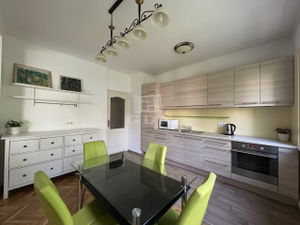 Eladó lakás (téglaépítésű) Budapest II. kerület, 57m2