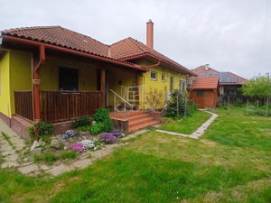Продается частный дом Ajka, 121m2